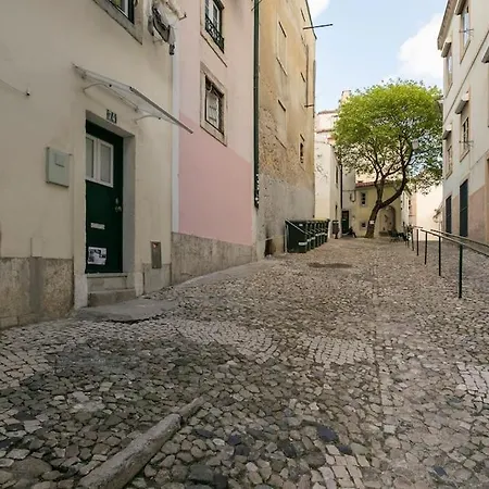 Apartment 0e Brand New Right In The Heart Of Alfama Lisbon